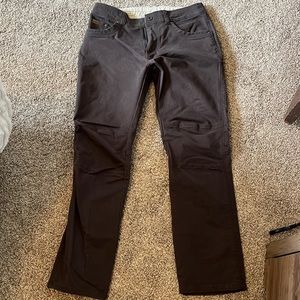 Men’s Kuhl Pants 33x32 Rebel